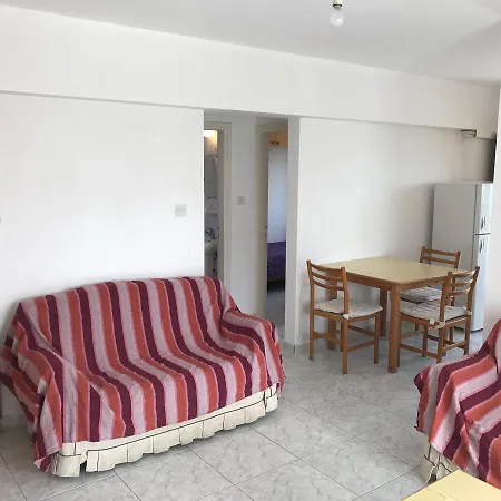 Emiliano Penthouse 1 * Larnaca